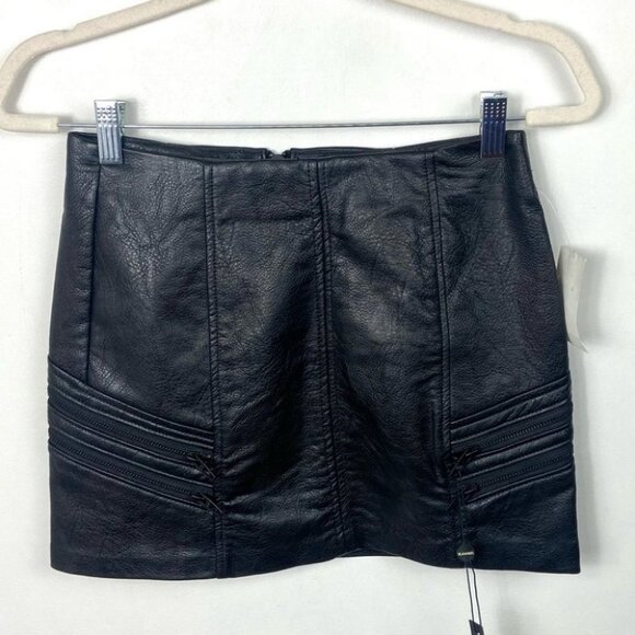 NWT Blank NYC Faux Leather Moto Zipper Mini Skirt Black Size 25 or XS Biker Boho - Picture 12 of 12